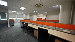 Hoe Huat Industrial Building (D19), Factory #498560811